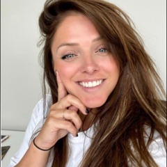 Sandra B.